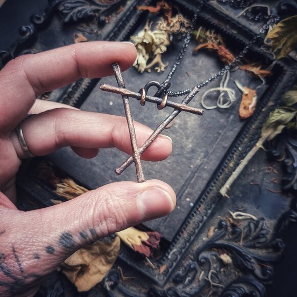 Water Elemental Necklace - Picture 2 of 3